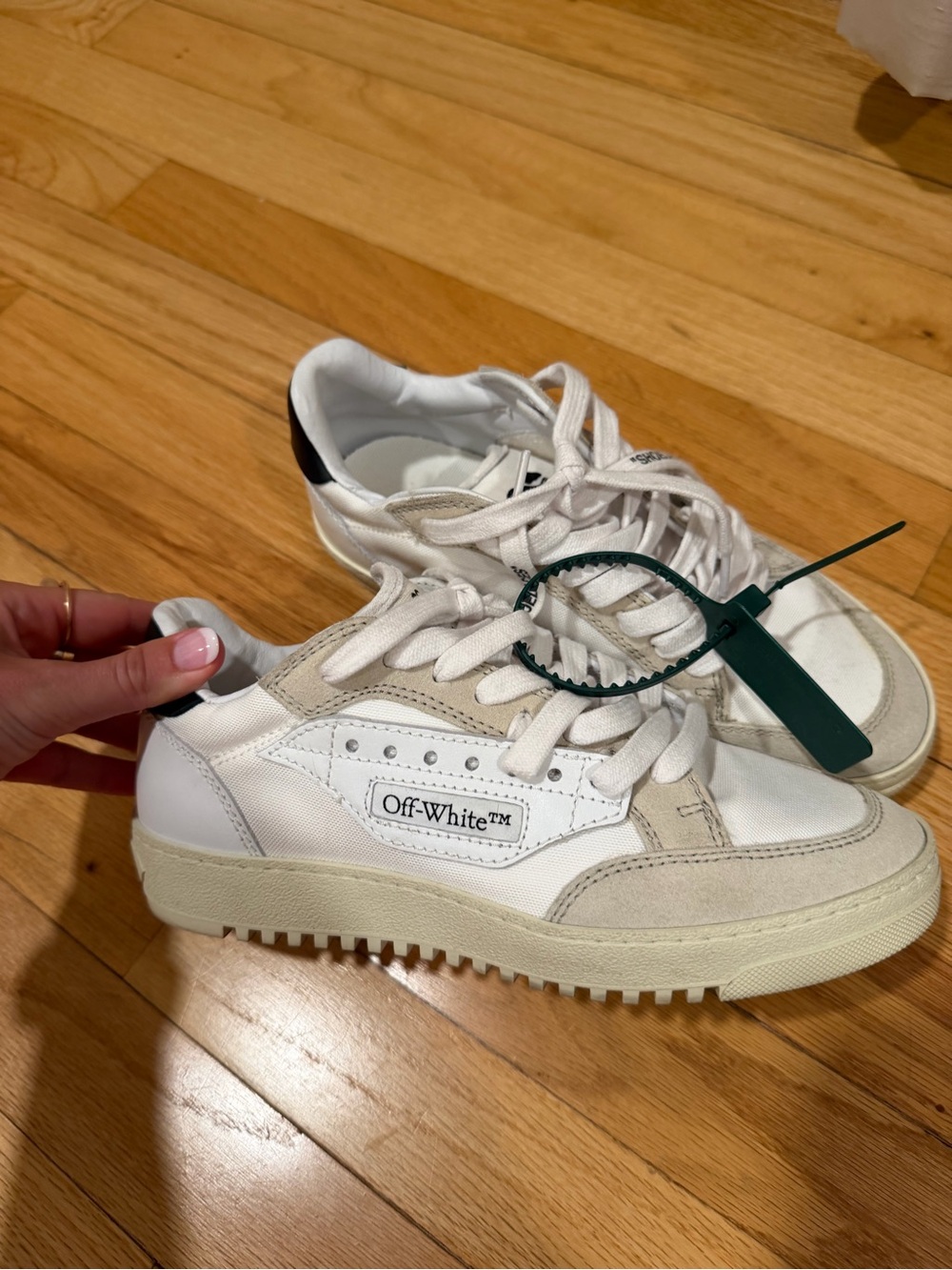 Off - White sneakers 37